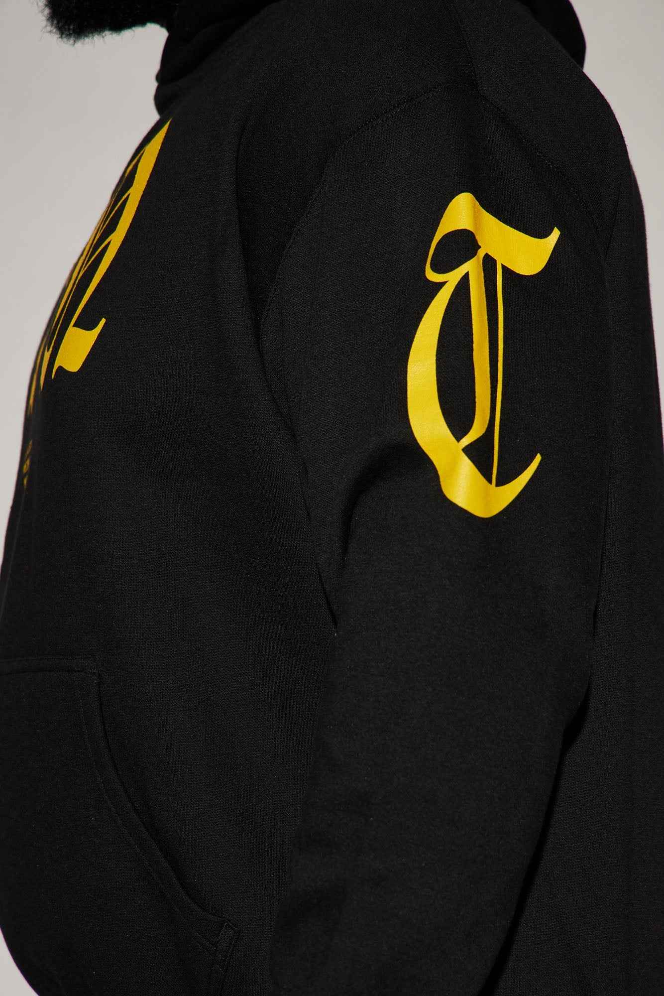 Offizieller Saint Hoodie – Schwarz